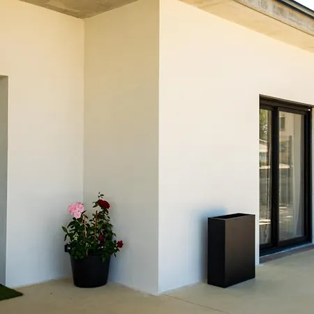 Des Pins - Sud Ardeche 4 Lits - 6 Pers *